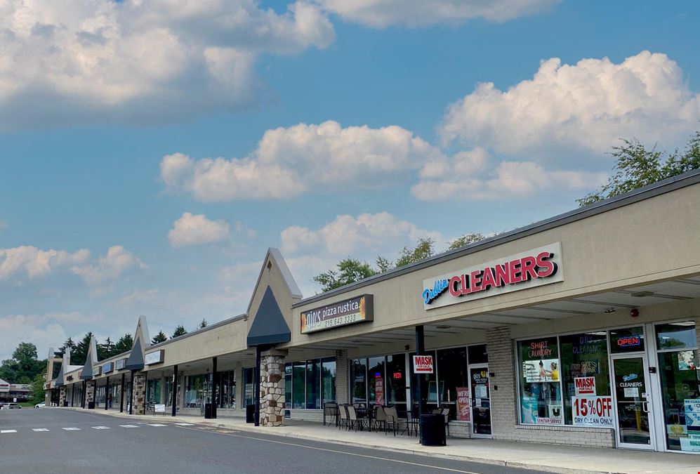 Maple Glen Shopping Center