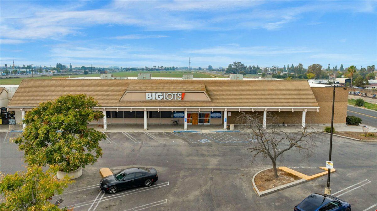 Prime Hanford Shopping Outlet Anchor Building