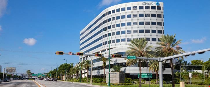 Aventura Office Space - One Turnberry Place