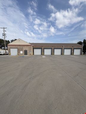 STORAGE/CONTRACTOR BAYS