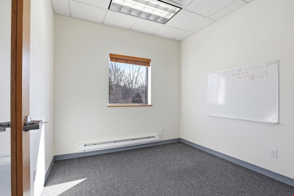 3,700sf Professional Office Suite for Lease in Rowley, MA
