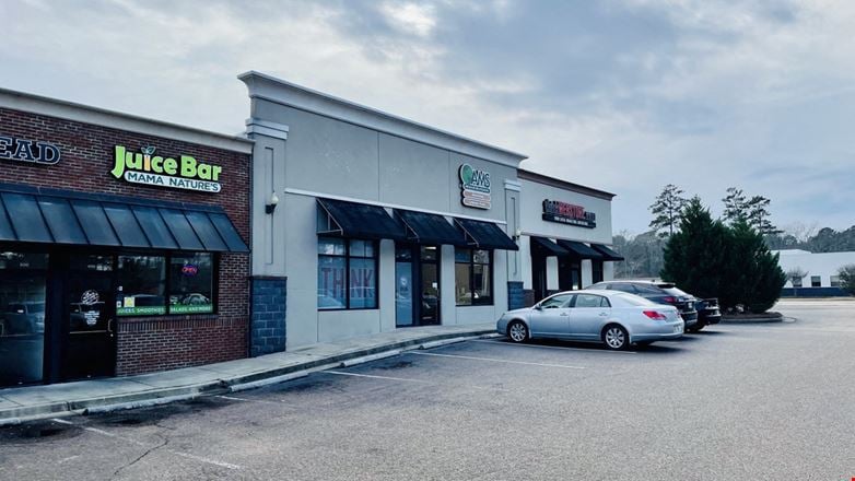 Preview of Retail space for Rent at 655 Lake Harbour