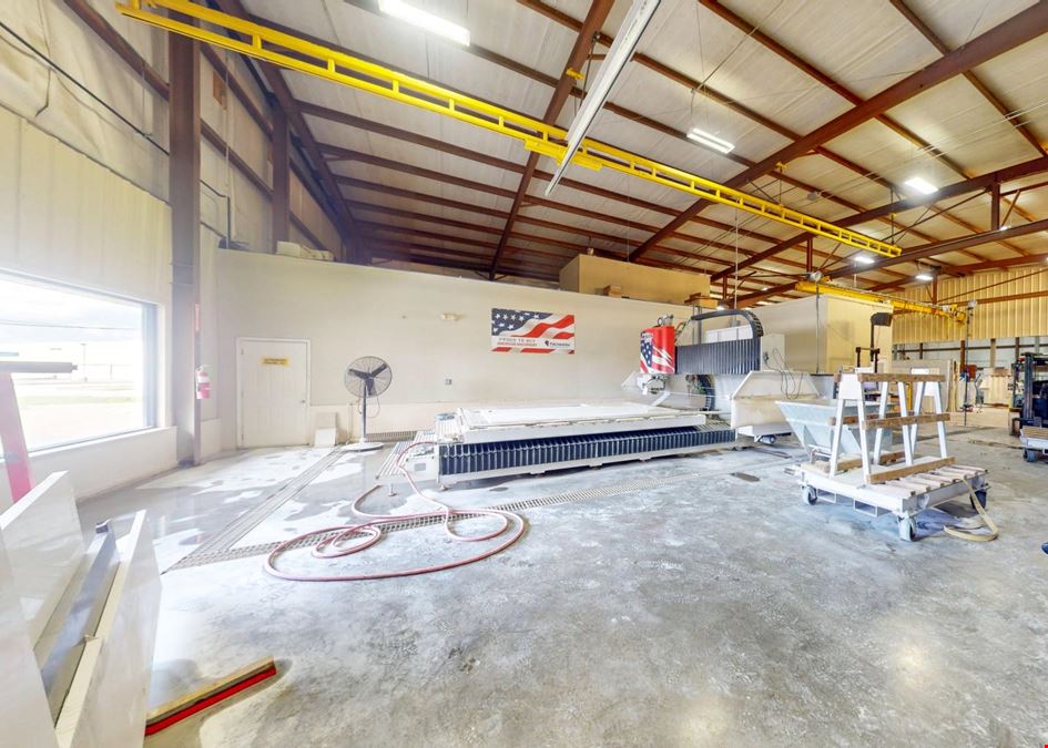 Elmwood Warehouse/Office with Lot