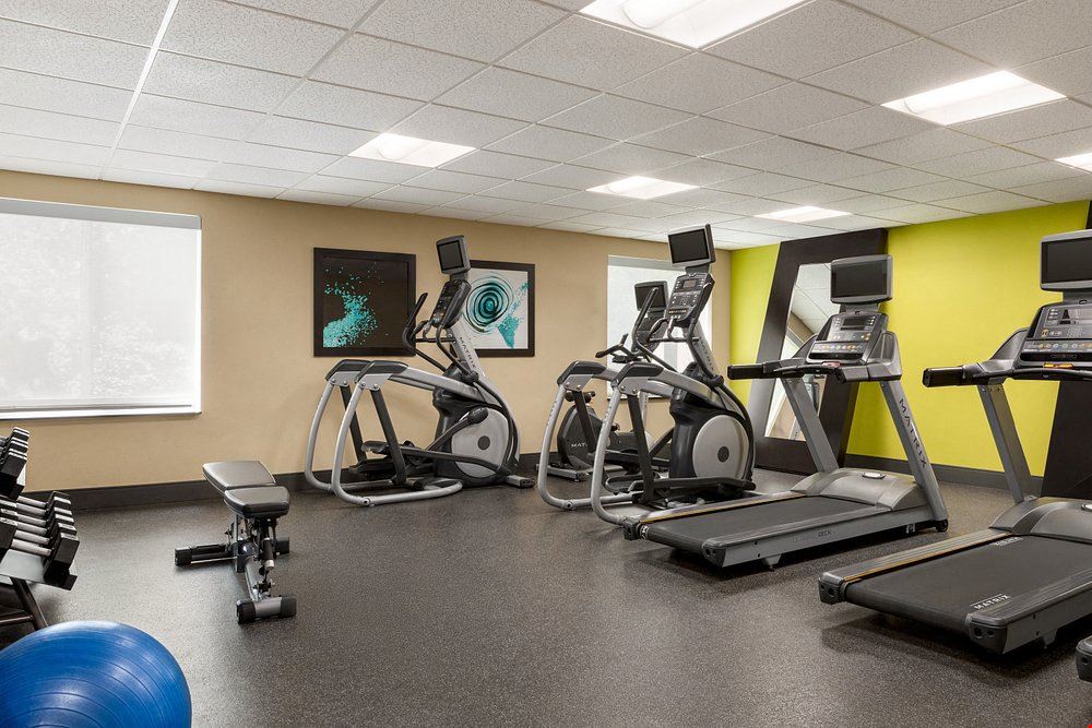 Holiday Inn Express & Suites Colorado Springs Central