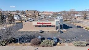 Retail in Clinton