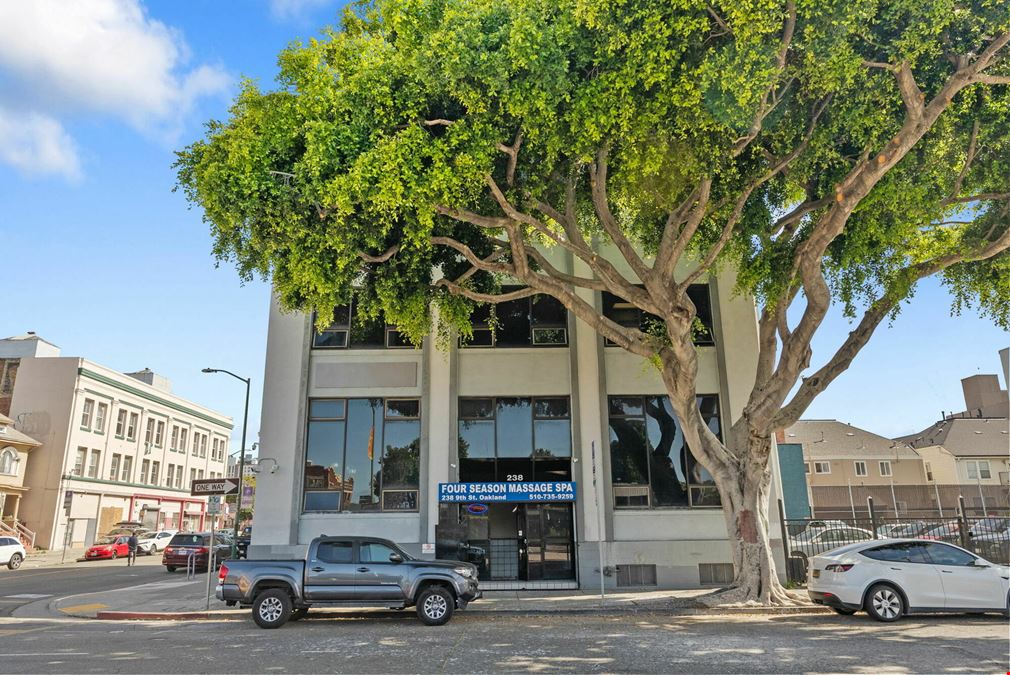 238 9th St