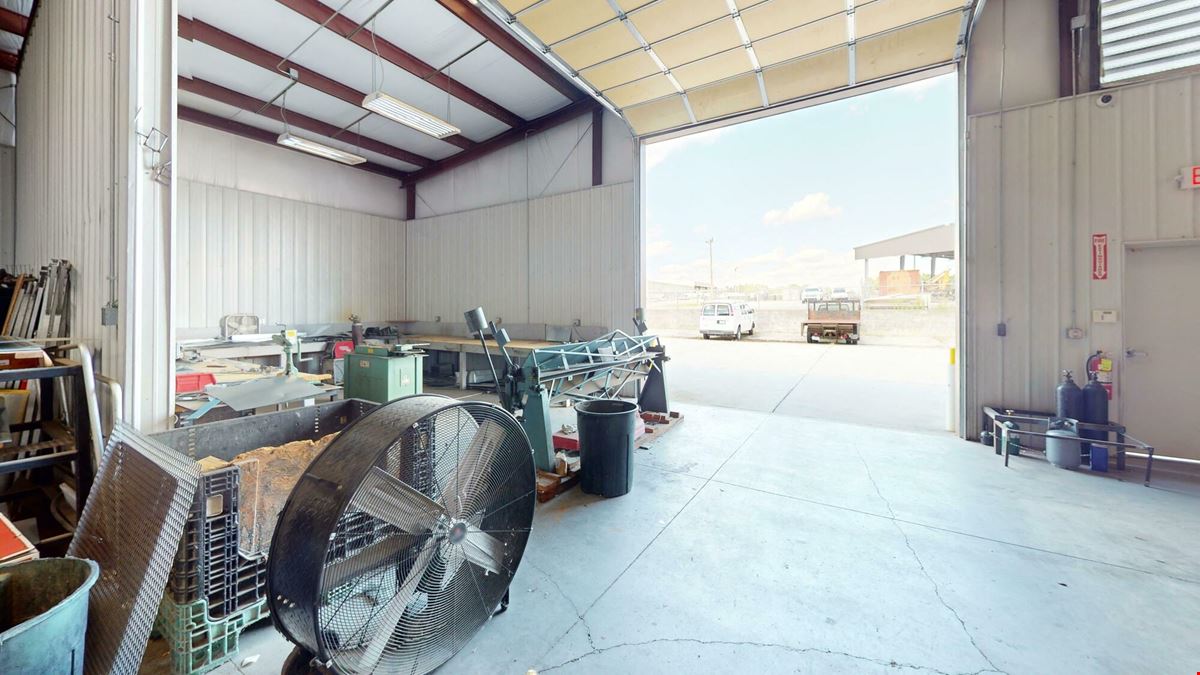 3105 Hal Siler Dr
