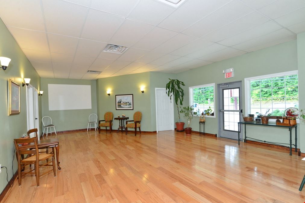 Hollow Brook Commons