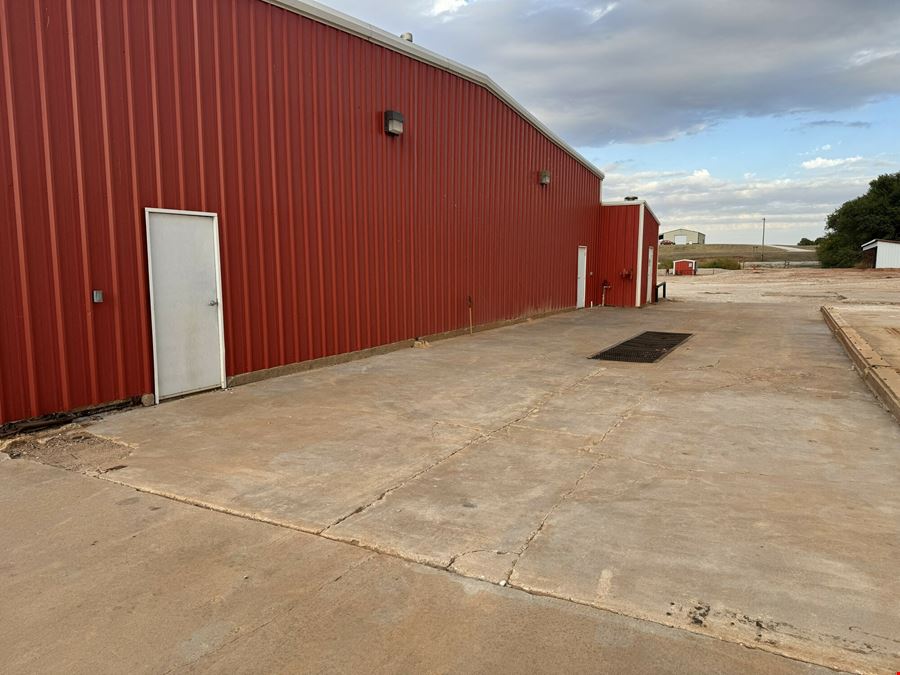 Truck Maintenance Facility on 6 Acre Yard for Sale