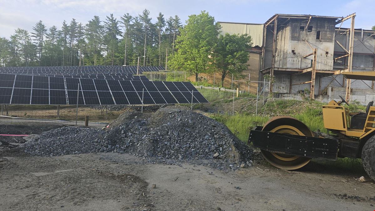 43 acres Heavy  Ind. w/ rail. Water/sewer.