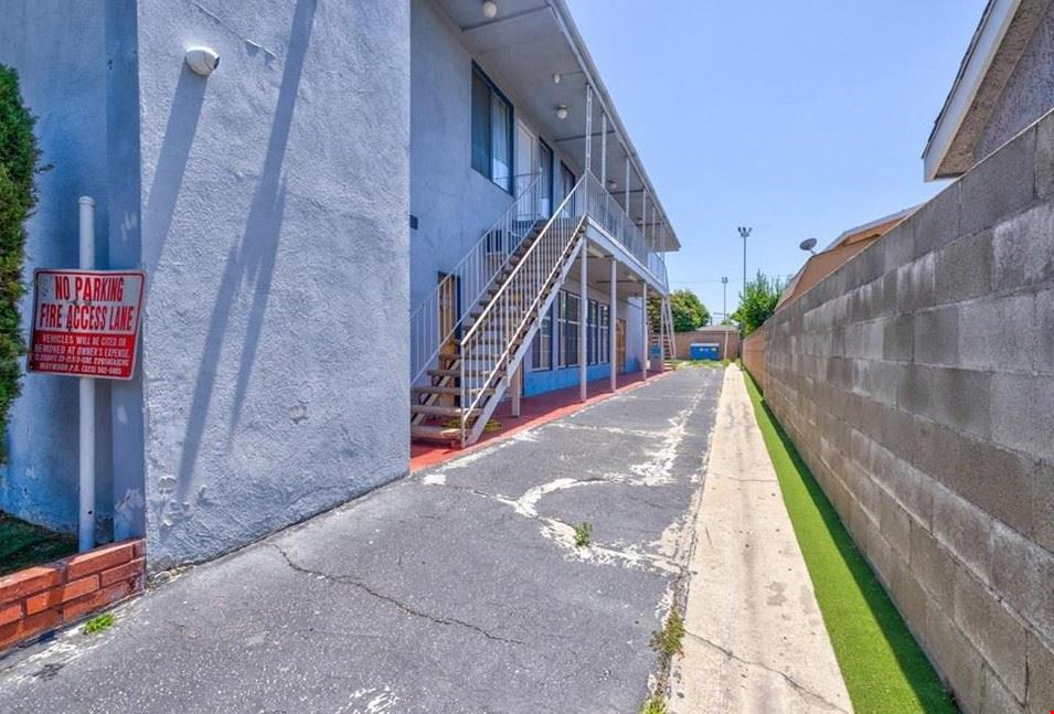 4212 Clara St