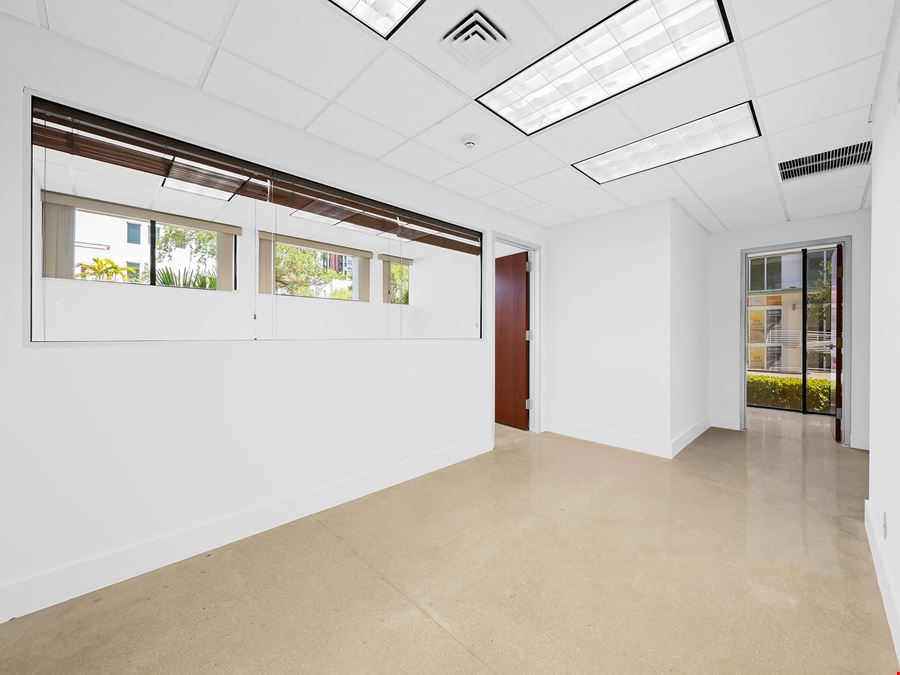 707 NE 3rd Ave