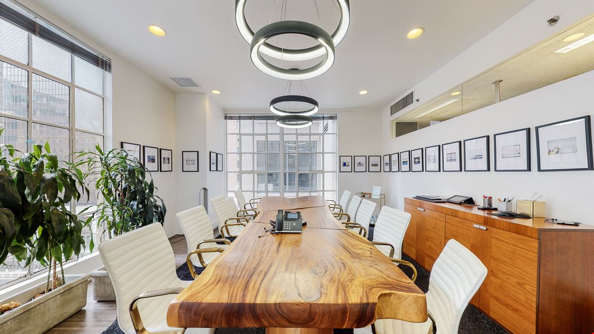 Creative Sublease Available