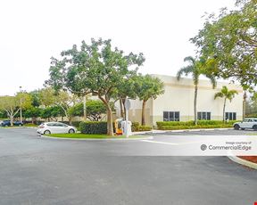 Weston Commercial Center