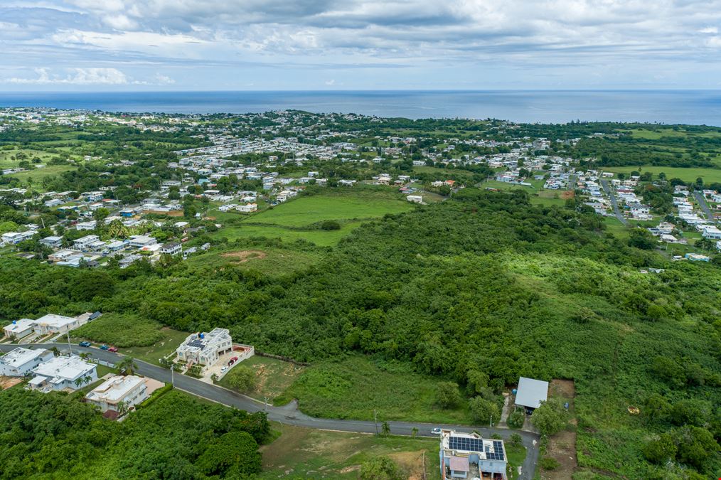 Isabela Hilltop with Ocean Views