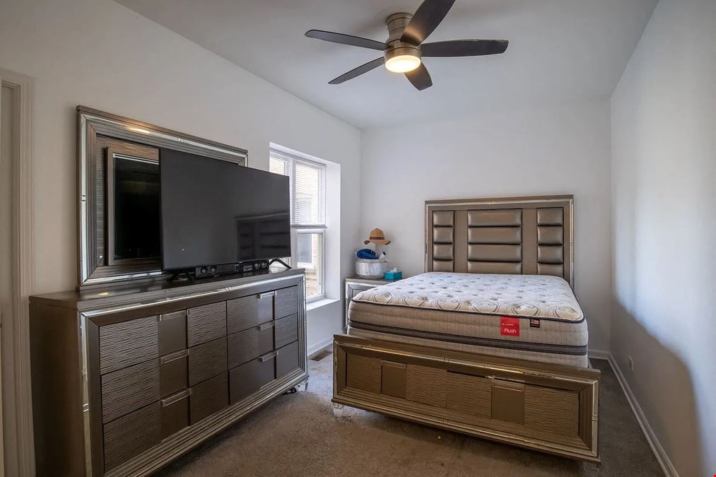 108 N Hamlin