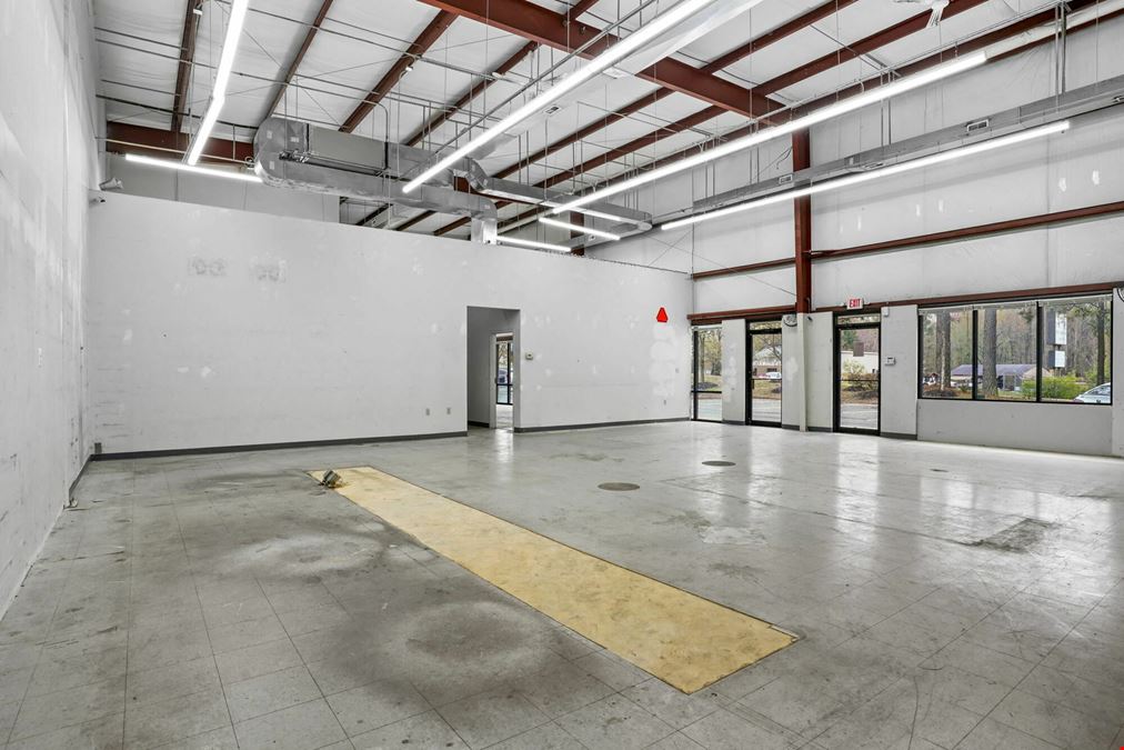 44180 Airport View Dr