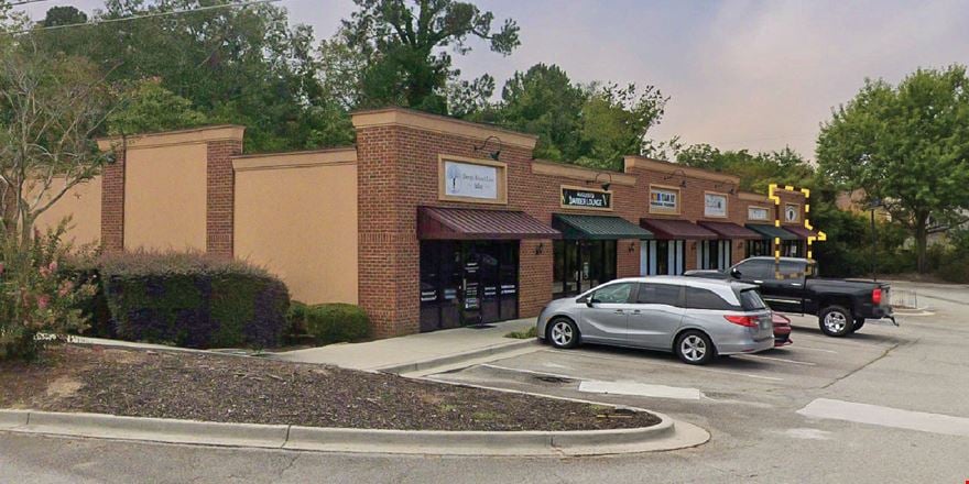Preview of Retail space for Rent at 103 Maple Dr