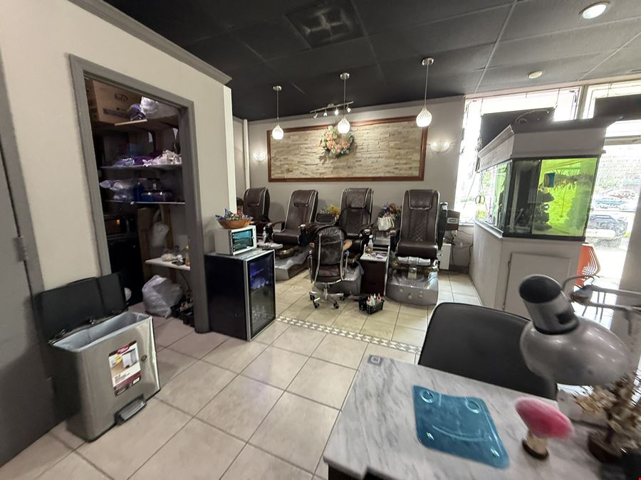 Turn-Key Nail Salon at Market 32 Anchored Shopping Center