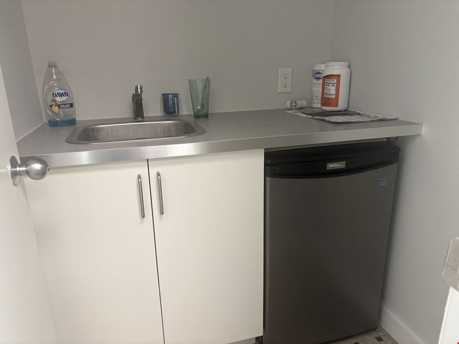 205 North Orange Avenue Suite 201