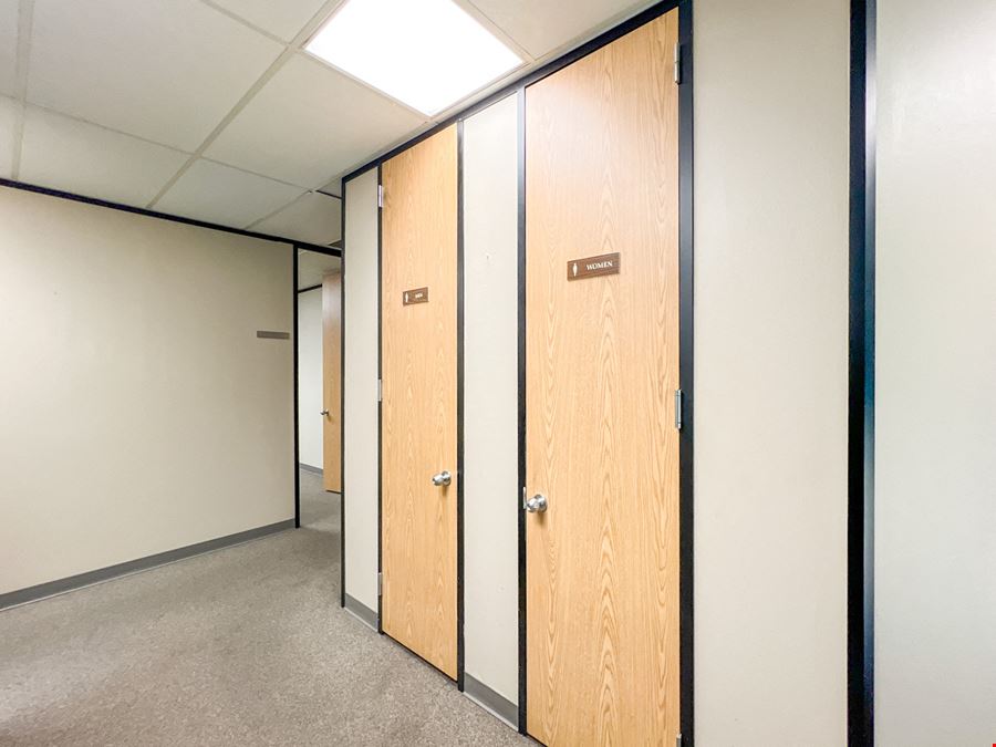 Prime Office Suites in Saint Rose