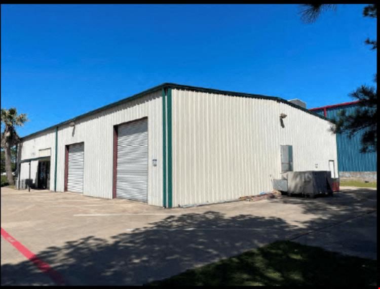 Flex Warehouse/Light Industrial w/Passive Income
