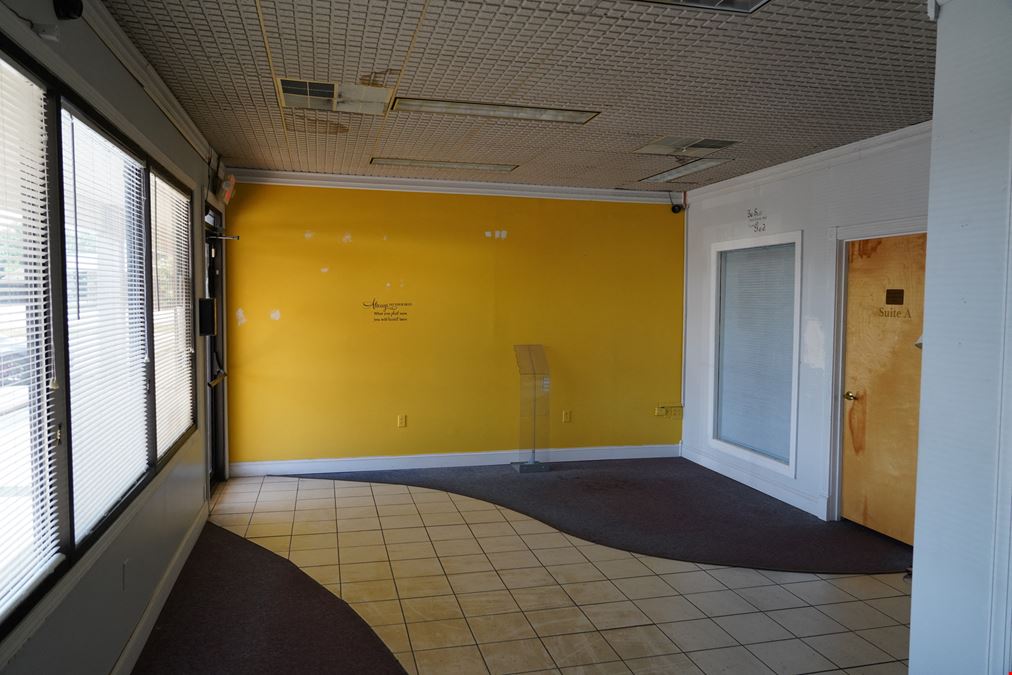 804 N Main St