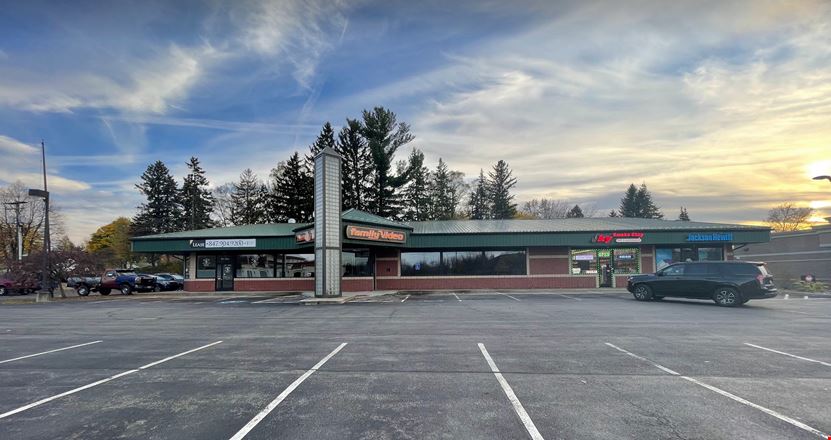 Preview of Retail space for Rent at 5211 Broadway St.