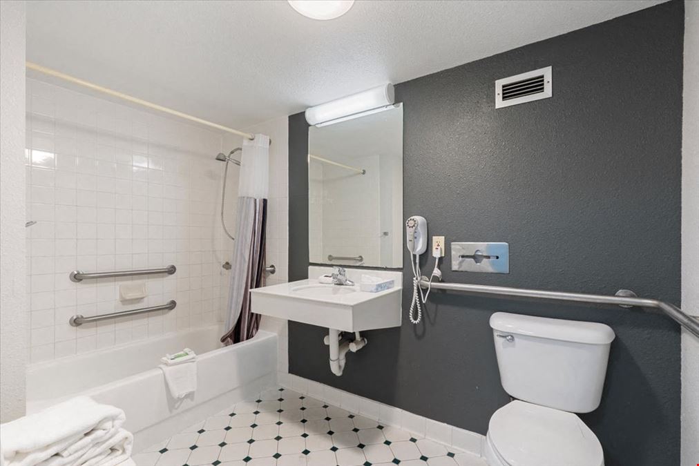 LaQuinta, Moline, IL