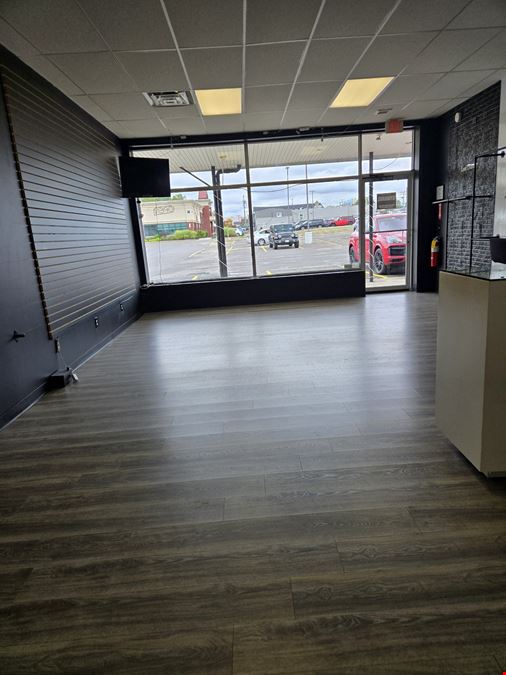 6348 Transit Rd - 1,000+/- up to 1,500+/- SF Office/Retail