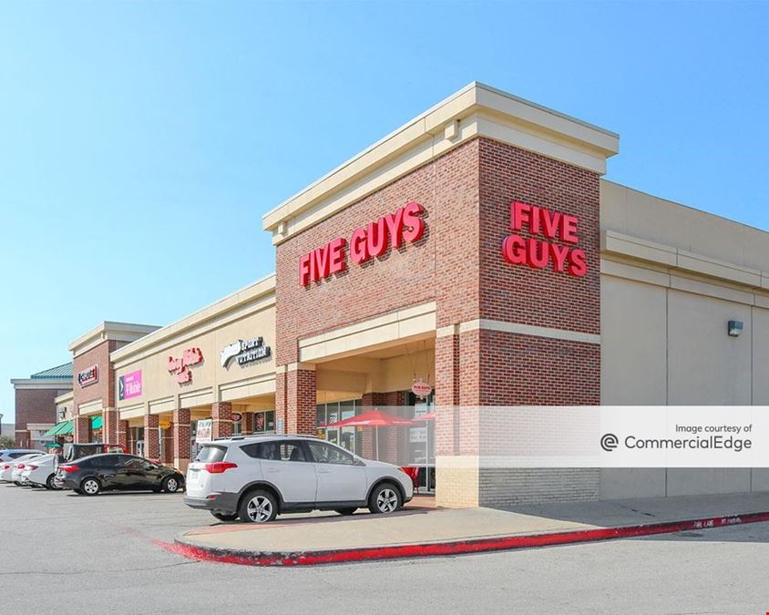 The Shops At NorthEast Mall - 820-868 NE Mall Blvd