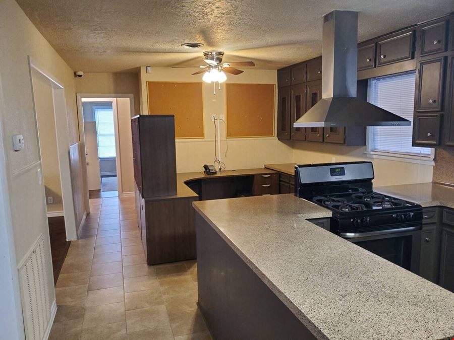 5605 George Bush Dr, Katy, TX 77493