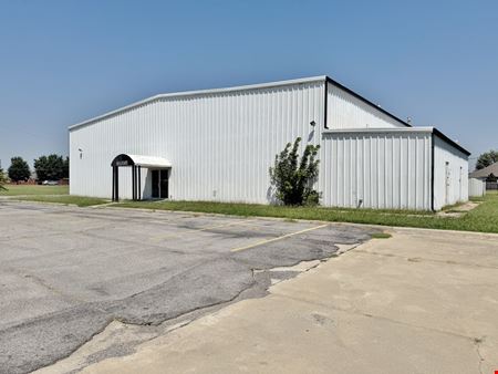Preview of Office space for Sale at 400 N. Yukon Parkway