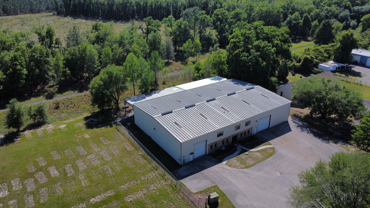 25845 W US Highway 27 - Investment Opportunity | Warehouse with Adjacent 0.97± AC Lot