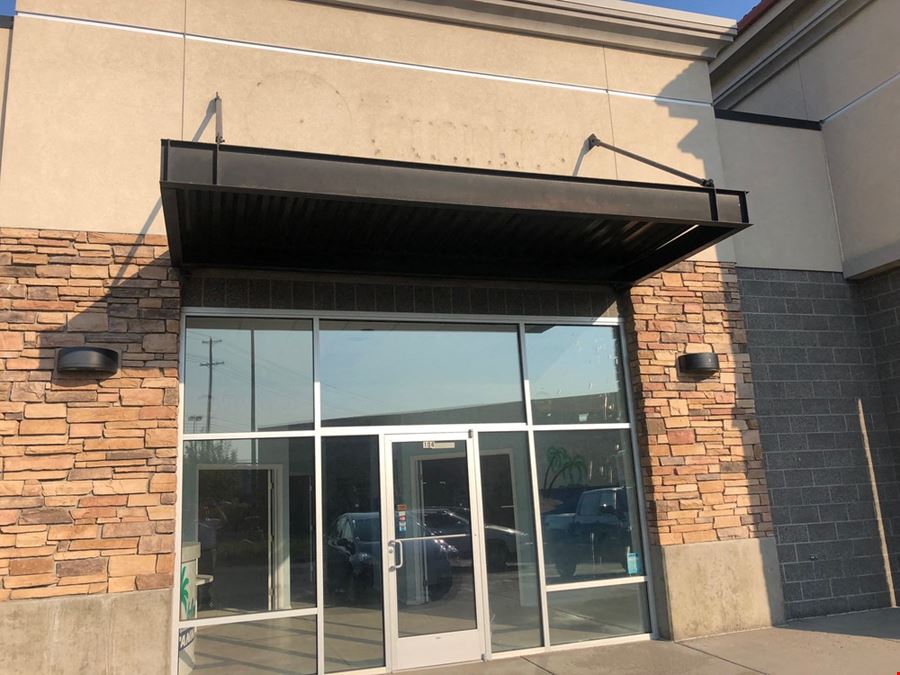 Canyon Lakes Shopping Center