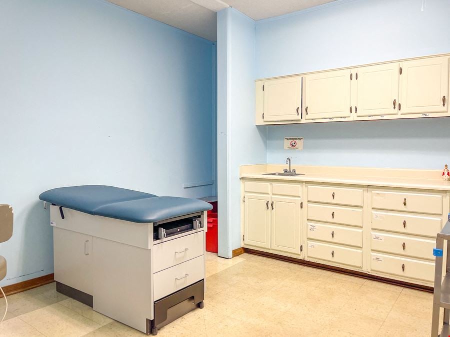 Newly Renovated Medical Offices off Goodwood Blvd