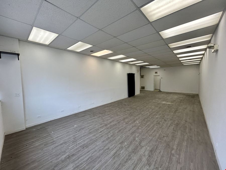 5032 W North Avenue - Commercial for Lease
