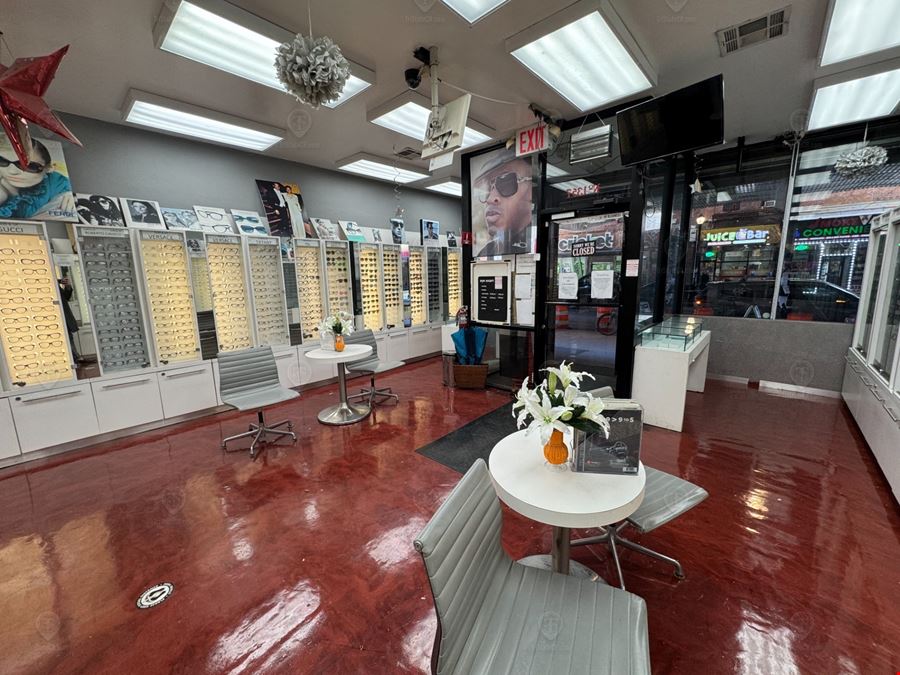2,000 SF | 1357 Broadway | Prime Retail/Office Space With 20 Ft of Glass Frontage for Lease