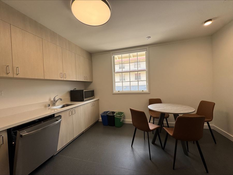 40 Mesa St