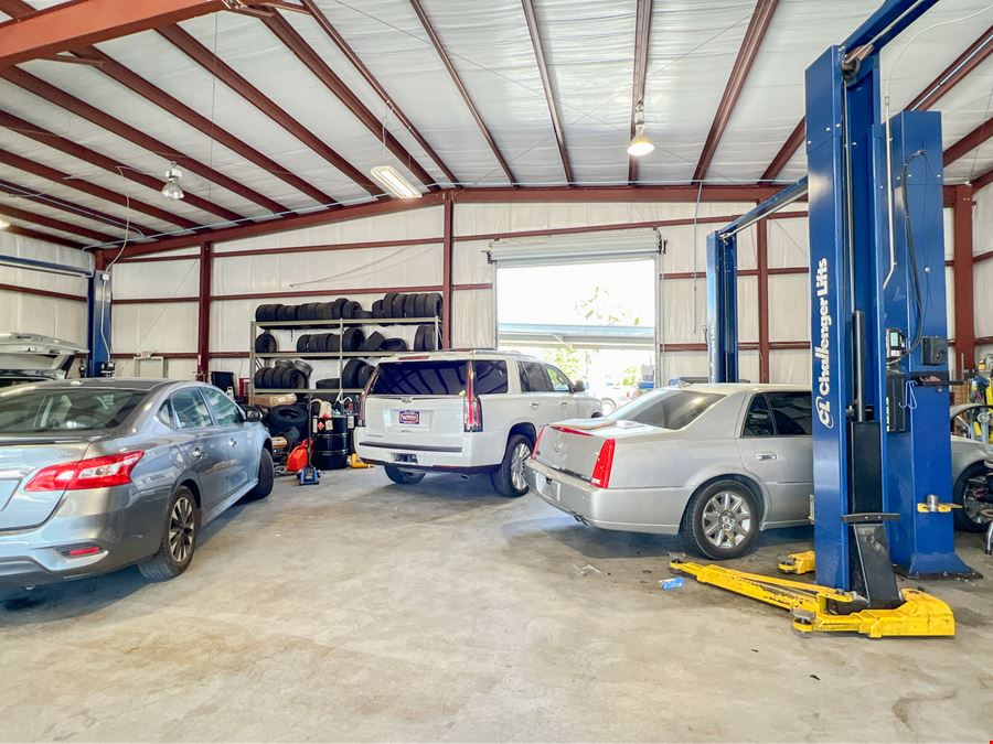±5,400 SF Warehouse Near Veterans Blvd – Multi-Tenant Potential