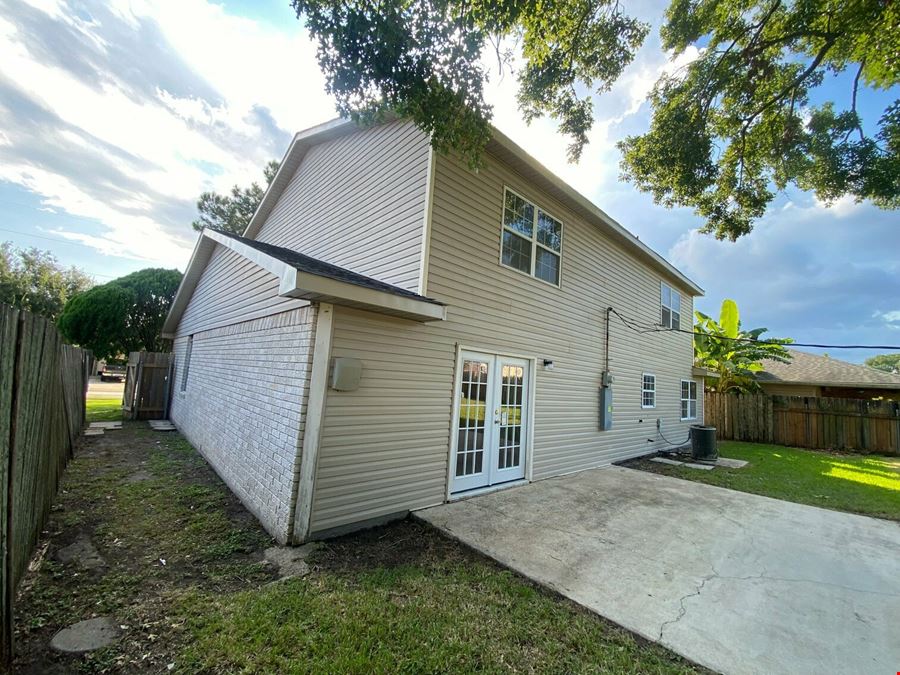 2125 South Glencove Lane