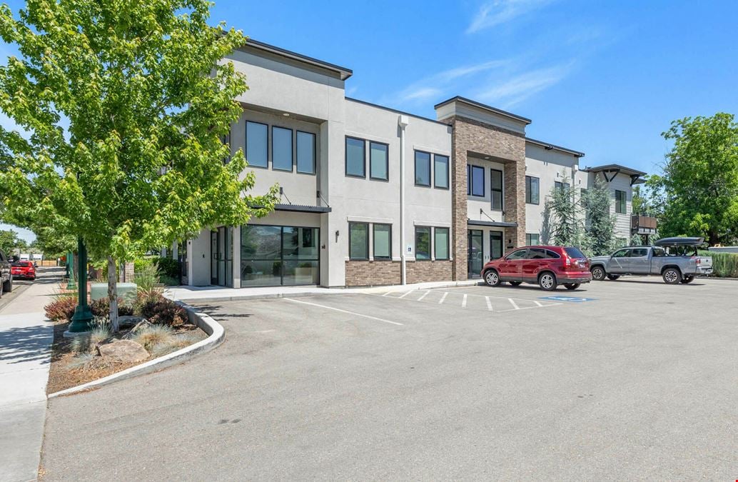 152 S Kestrel Place