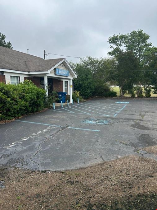 1721 Highway 51 S