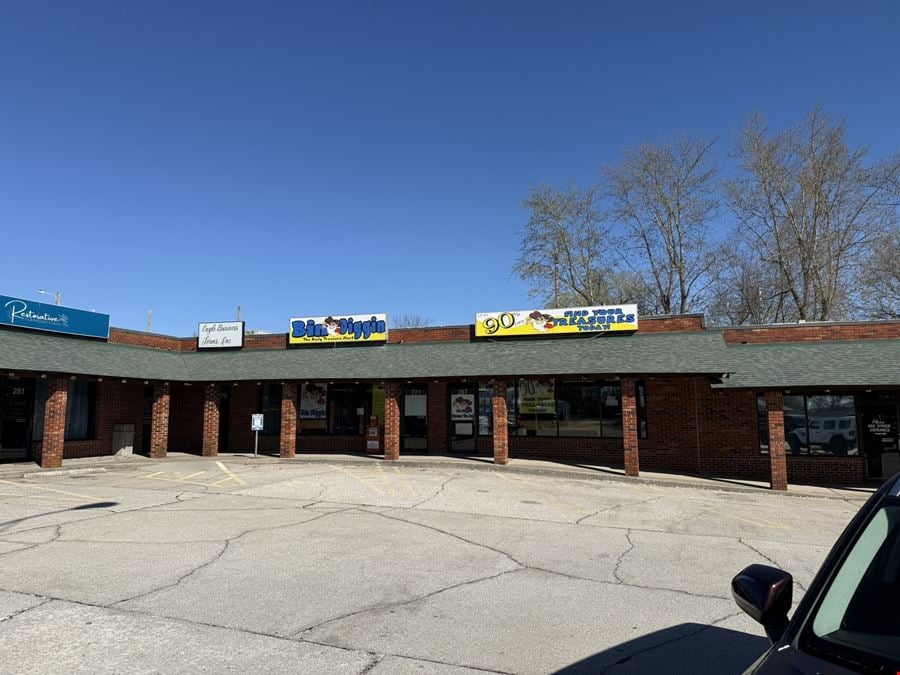 Plaza Southwest Retail Center