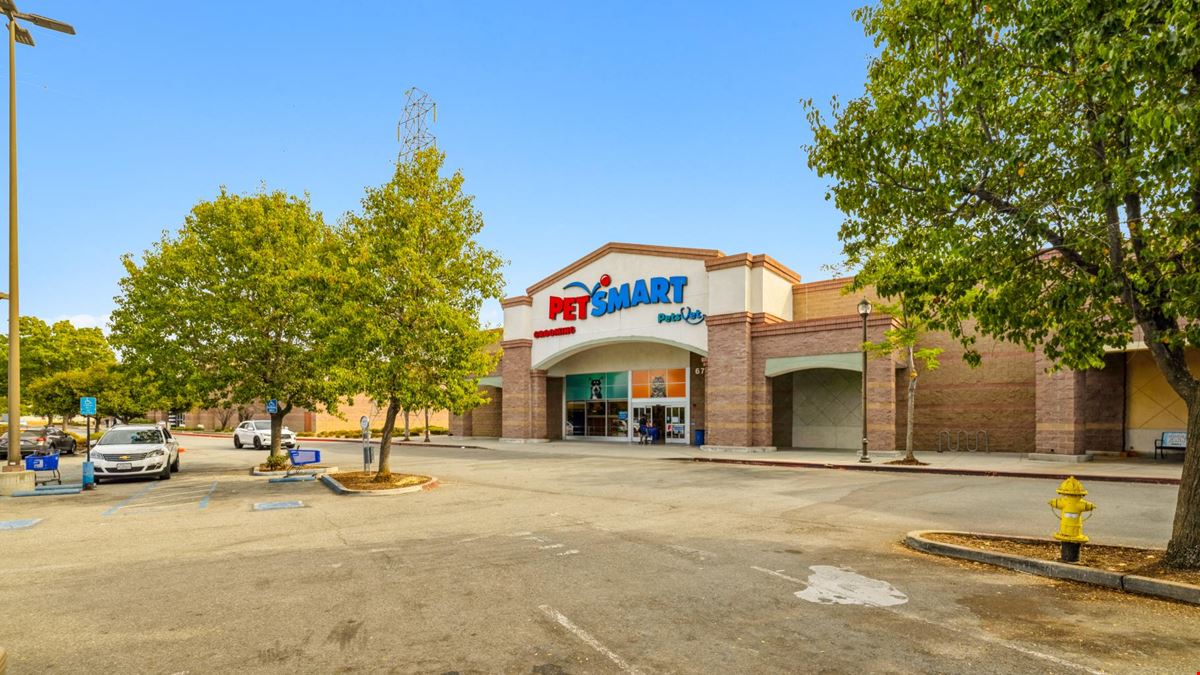 Gilroy Crossing Community Center