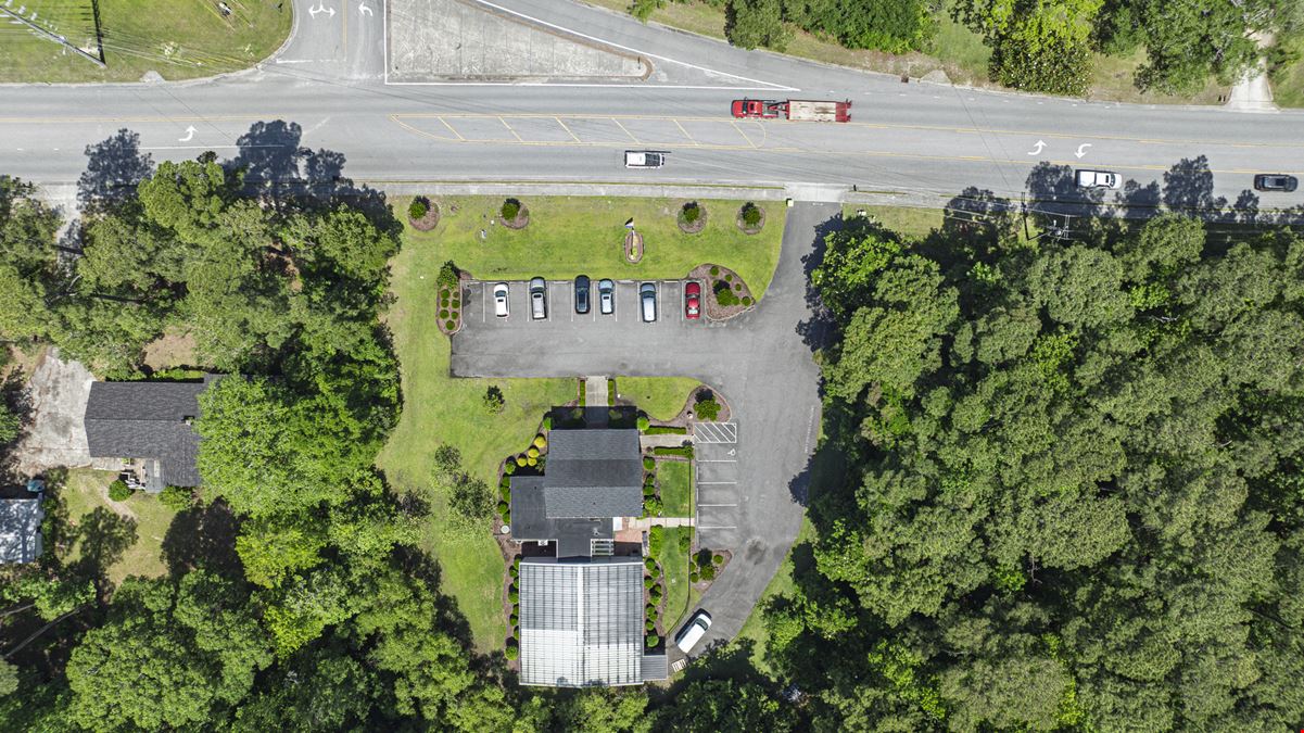 423 Village Road Southwest
