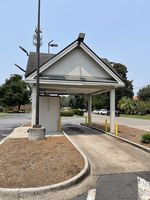 Free-Standing Drive-Thru ATM on Abercorn | For Lease