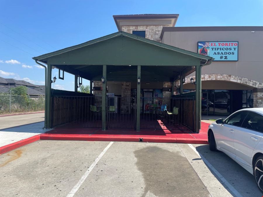 Ella Plaza