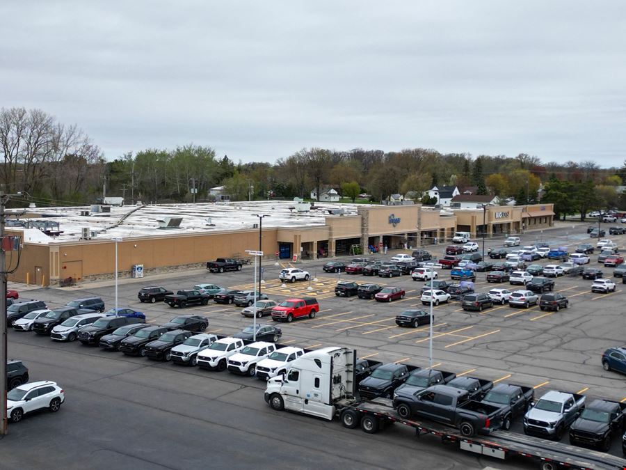 Former Big Lots