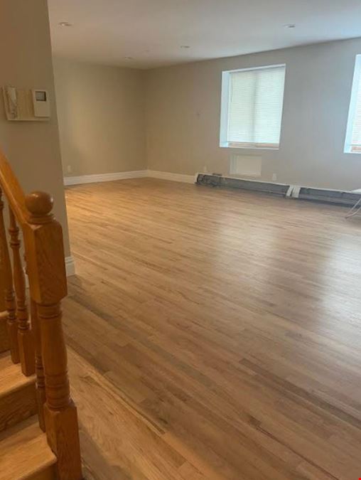 11882 Metropolitan Avenue Kew Gardens Mixed Use Medical Office Retail  Condo 1B